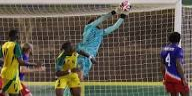 曼联双线运作：奥斯梅恩成头号目标- OG真人