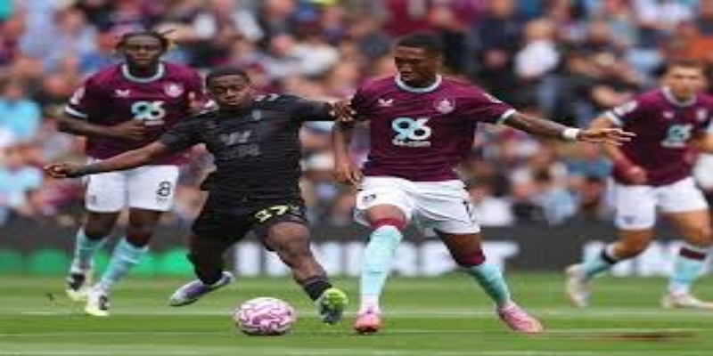 战术调整与关键球员：OG真人深度剖析红军逆转利器-OG真人